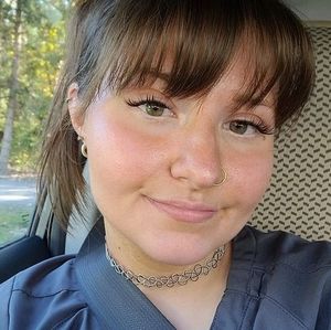 Meet your Posher, Gabby